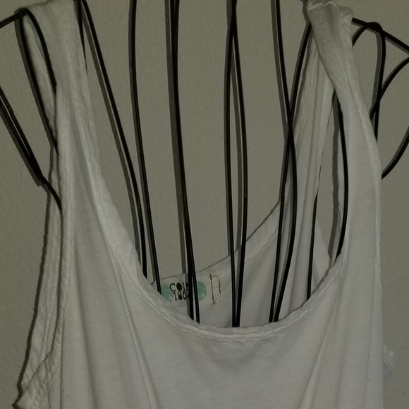 Top - Picture 5 of 6